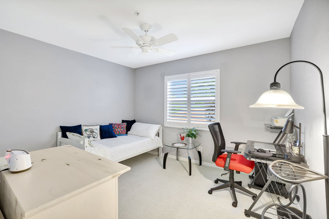 6270 Huntington Lakes Cir #204, Naples, FL 34119