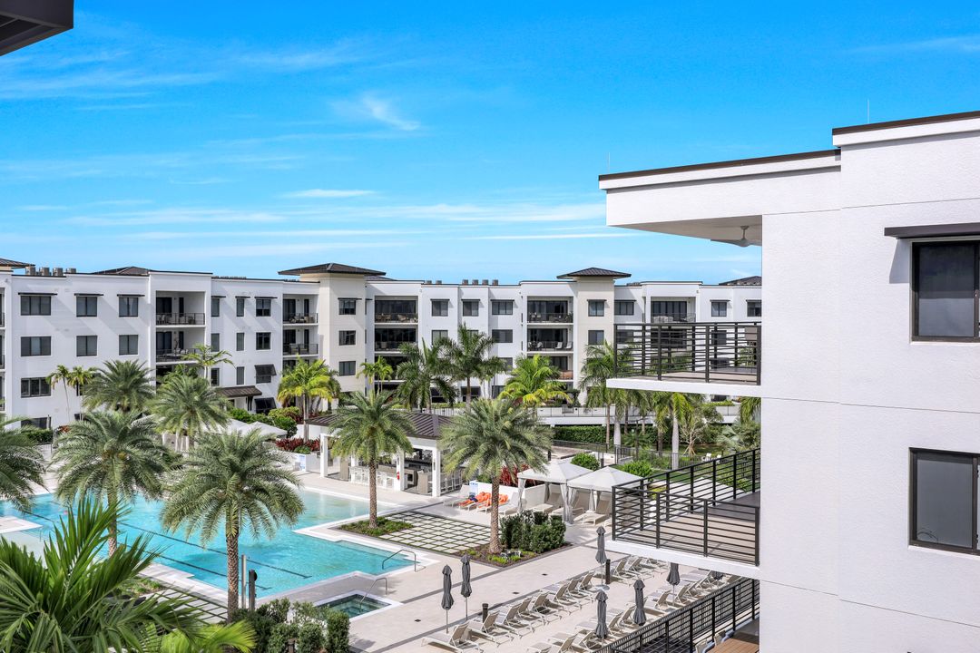 1111 Central Ave #514, Naples, FL 34102