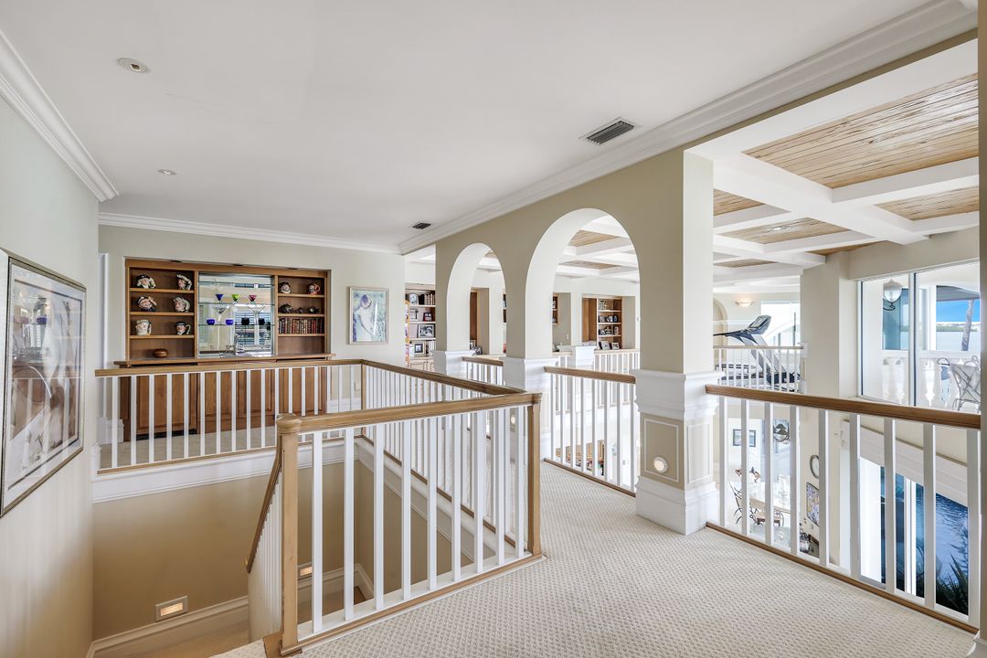 490 Renard Ct, Marco Island, FL 34145