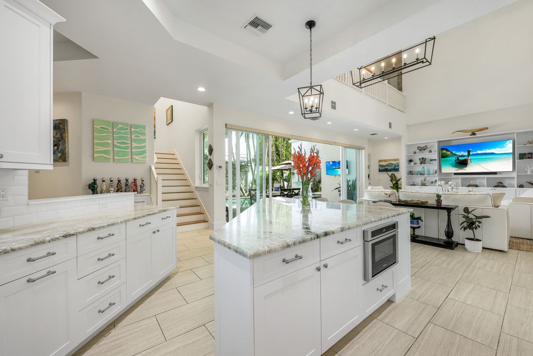 9161 Mercato Way, Naples, FL 34108
