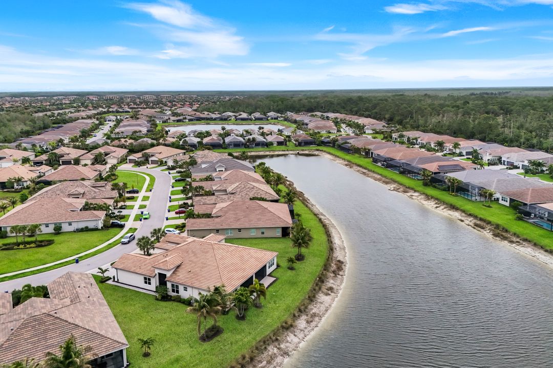 28558 Lobos Cir, Bonita Springs, FL 34135
