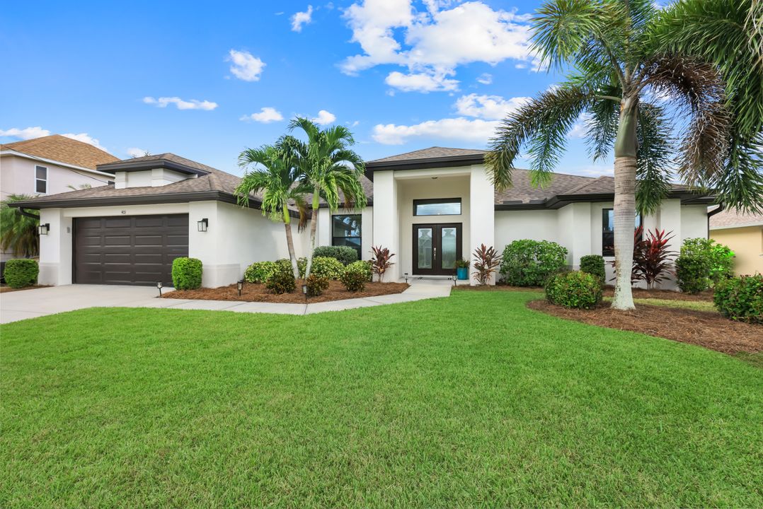 401 NE 19th Pl, Cape Coral, FL 33909