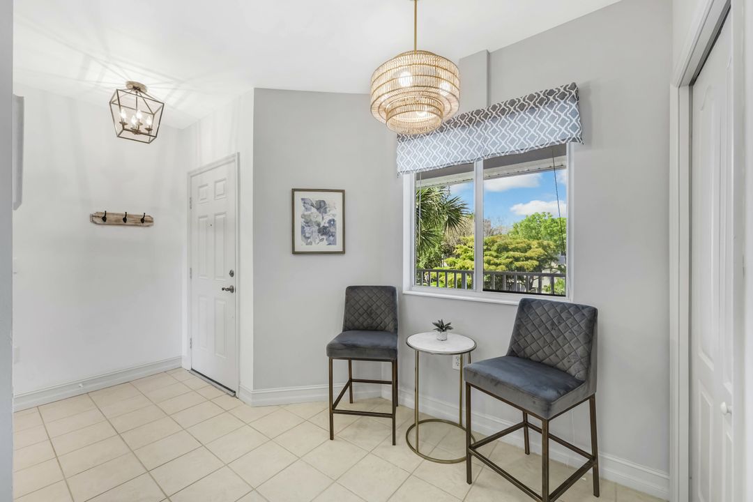 7827 Regal Heron Cir #302, Naples, FL 34104