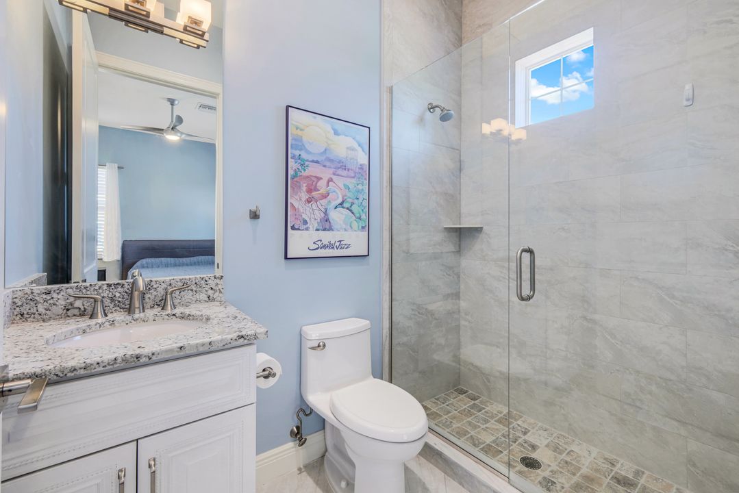 608 El Camino Real  #202, Naples, FL 34119