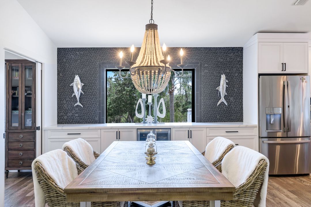 999 E Valley Dr, Bonita Springs, FL 34134