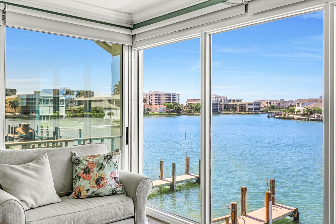 333 Harbour Dr #201, Naples, FL 34103