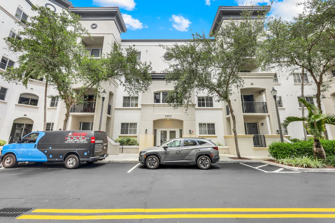 6620 SW 57th Ave #A203, South Miami, FL 33143