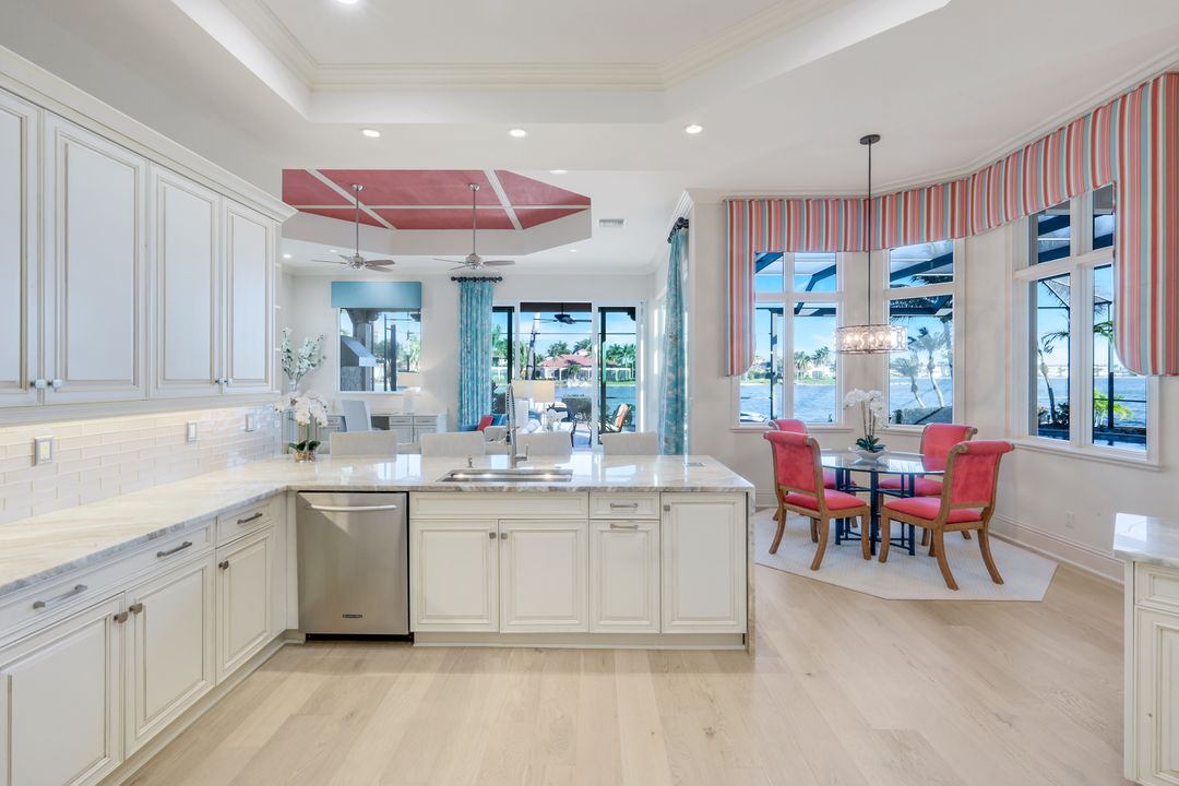 18571 Verona Lago Dr, Miromar Lakes, FL 33913