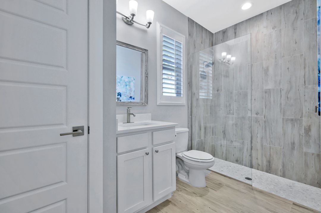 718 NW 36th Ave, Cape Coral, FL 33993