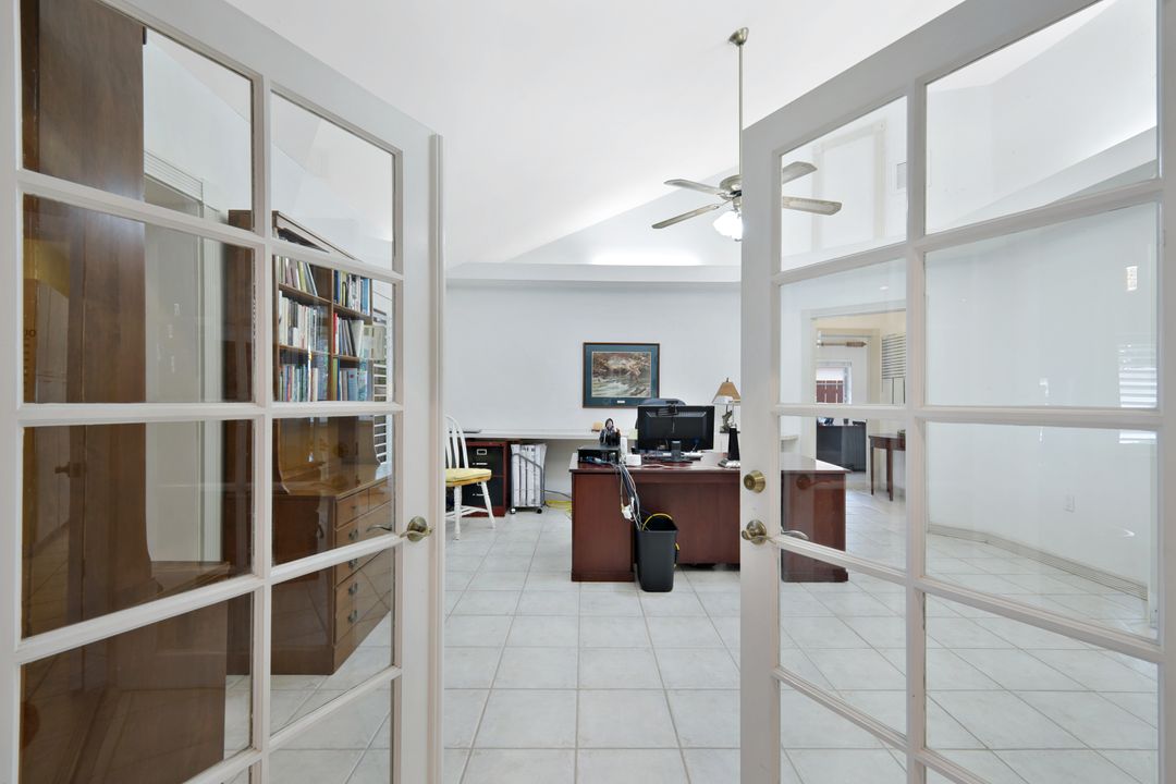 729 Dean Way, Fort Myers, FL 33919