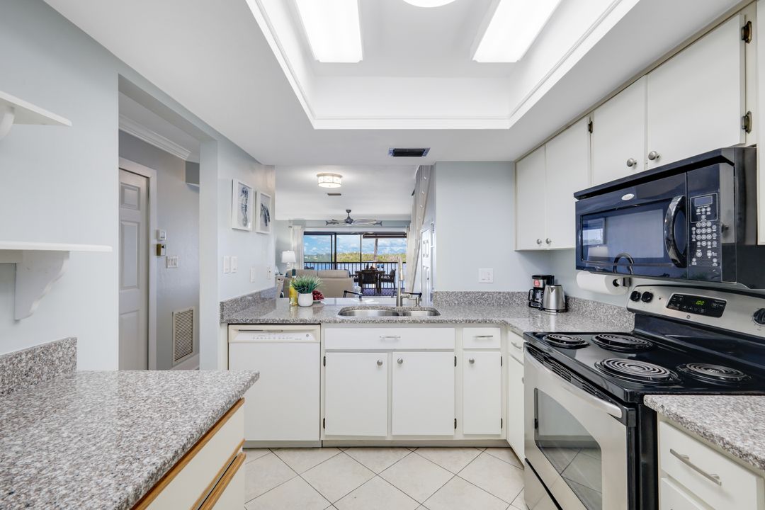 894 Buttonwood Dr #219, Fort Myers Beach, FL 33931