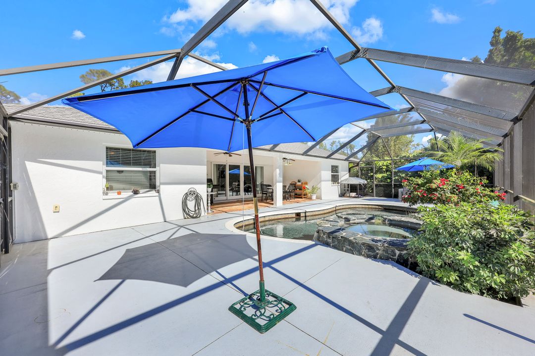 5770 Copper Leaf Ln, Naples, FL 34116