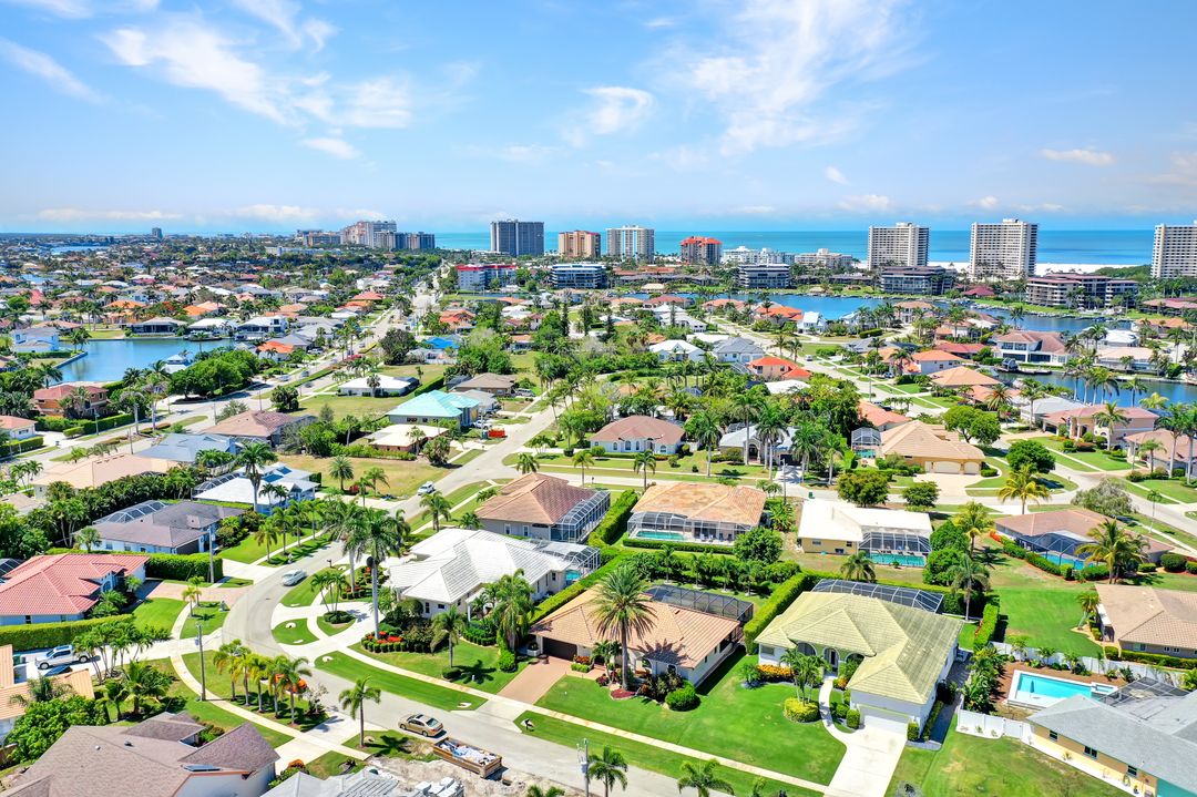 568 Elk Cir, Marco Island, FL 34145