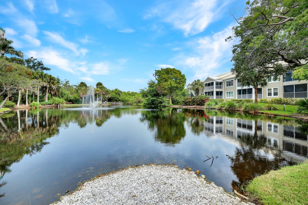 5895 Chanteclair Dr #126, Naples, FL 34108