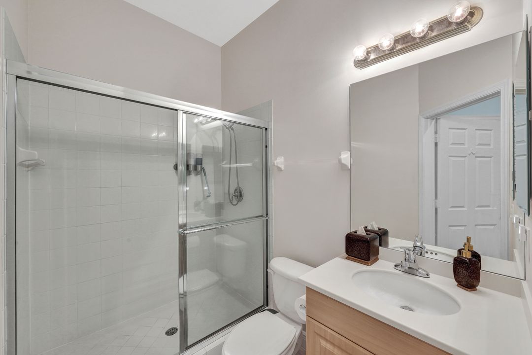 13968 Avon Park Cir, Fort Myers, FL 33912