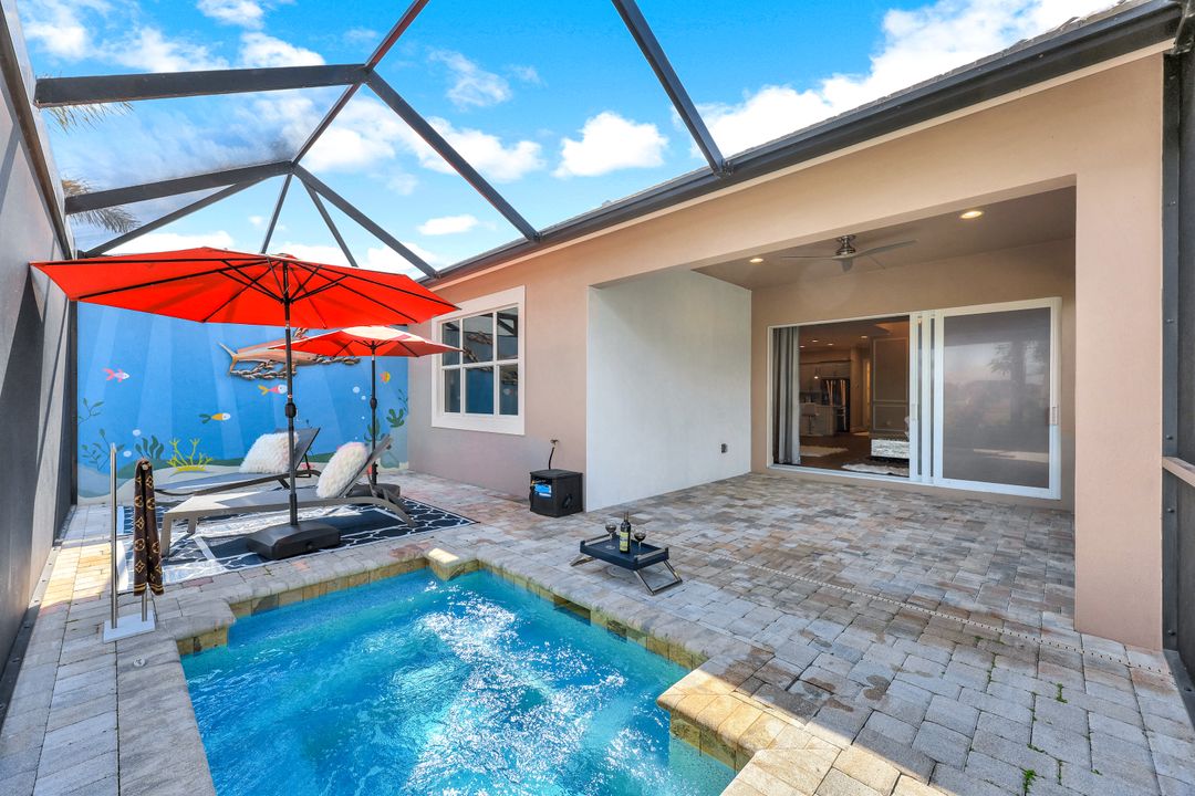 6927 Cay Ct, Naples, FL 34113
