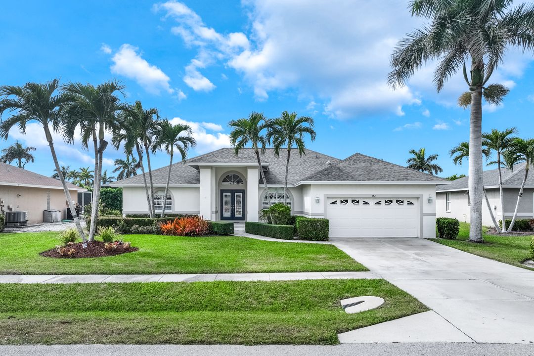 142 Saxon St, Marco Island, FL 34145