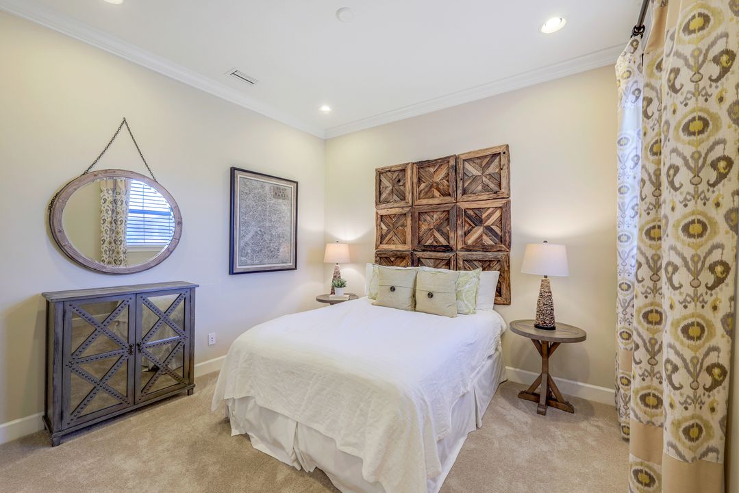 8756 Bellano Ct #202, Naples, FL 34119