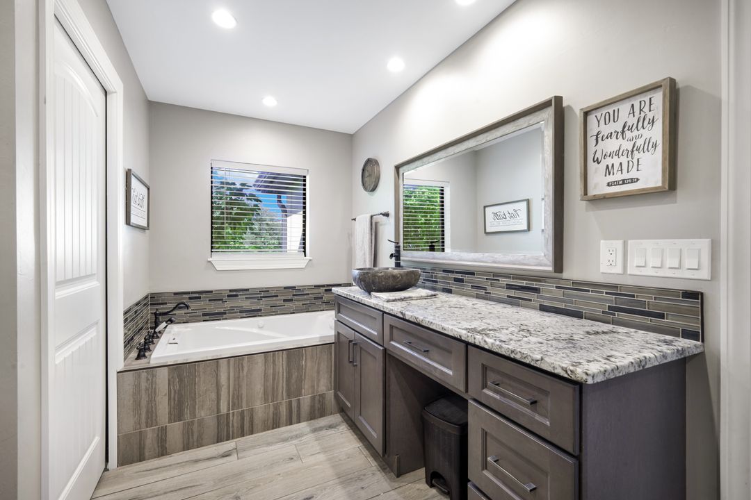 1800 NW 30th Pl, Cape Coral, FL 33993