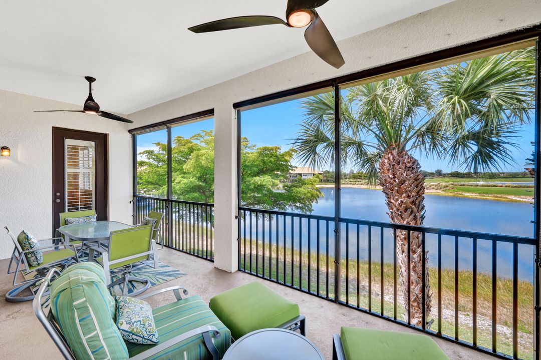 8755 Coastline Ct #202, Naples, FL 34120