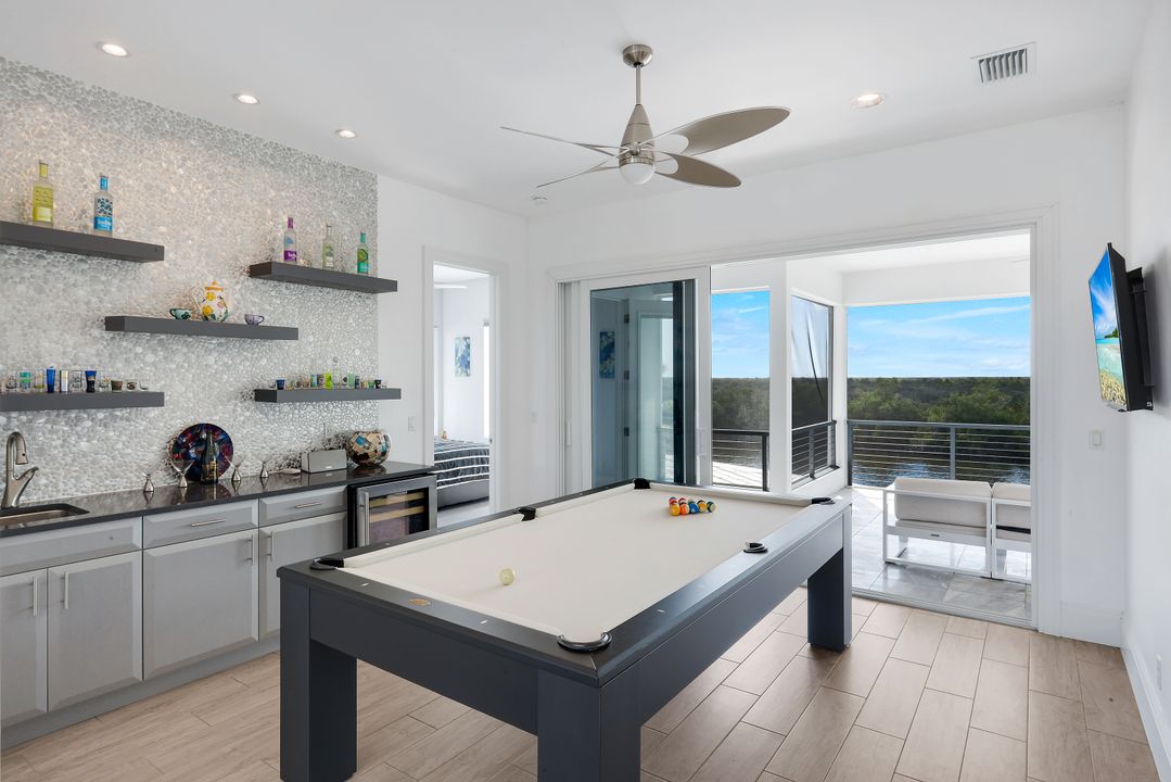 2826 SW 44th Terrace, Cape Coral, FL 33914