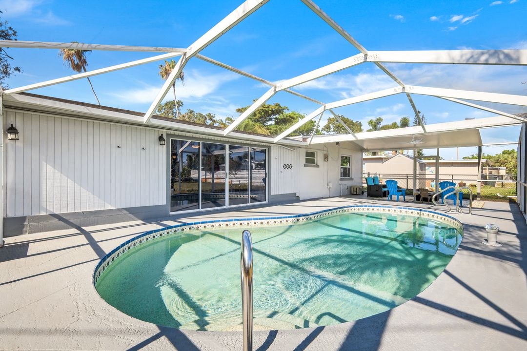 1637 Winkler Ave, Fort Myers, FL 33901