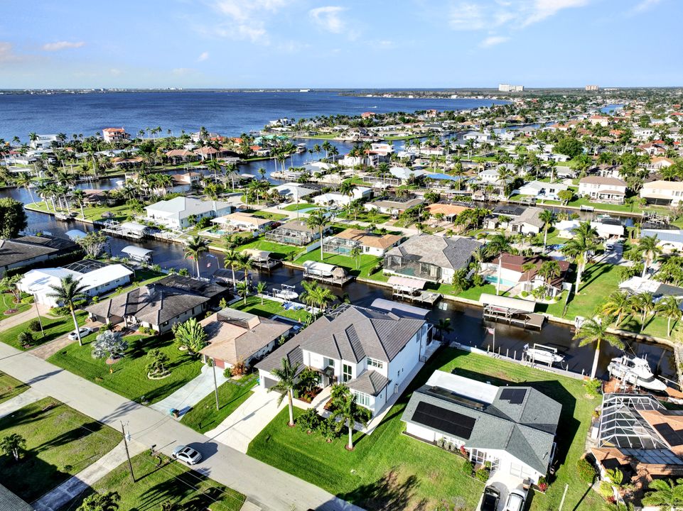 5610 De Soto Ct, Cape Coral, FL 33904