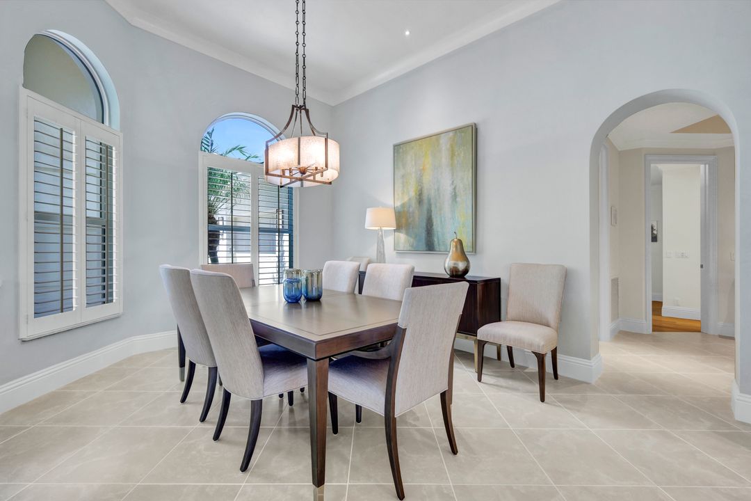 12590 Collier's Reserve Dr, Naples, FL 34110