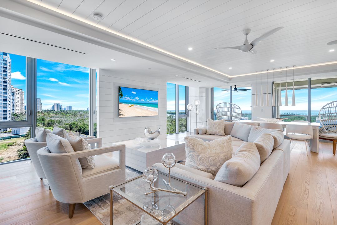 6897 Grenadier Blvd #601, Naples, FL 34108