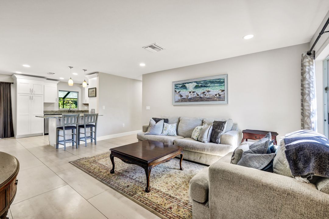 1737 Serenity Ln, Sanibel, FL 33957