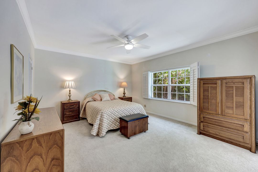 5929 Chanteclair Dr #8, Naples, FL 34108