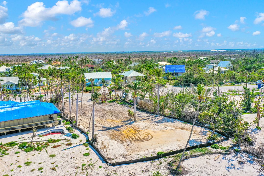 4155 W Gulf Dr, Sanibel, FL 33957