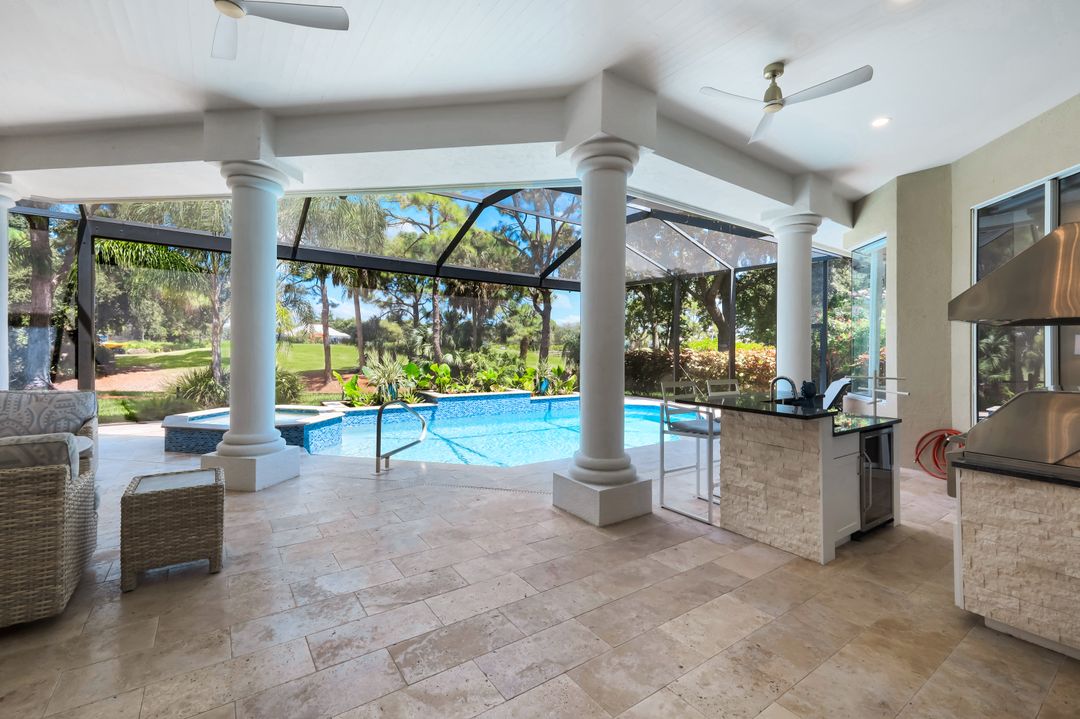 260 Cheshire Way, Naples, FL 34110