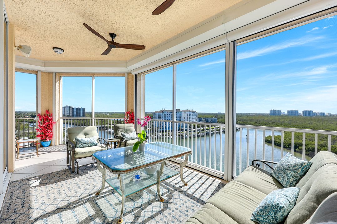 425 Dockside Dr #10, Naples, FL 34110