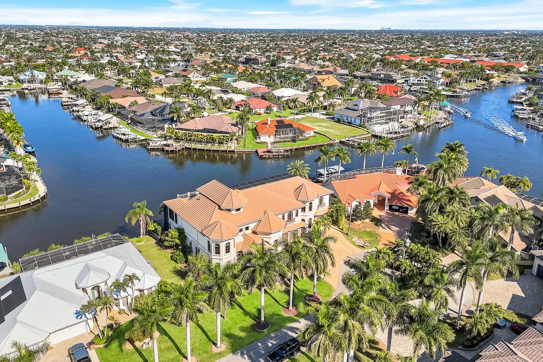 1433 SW 57th Terrace, Cape Coral, FL 33914