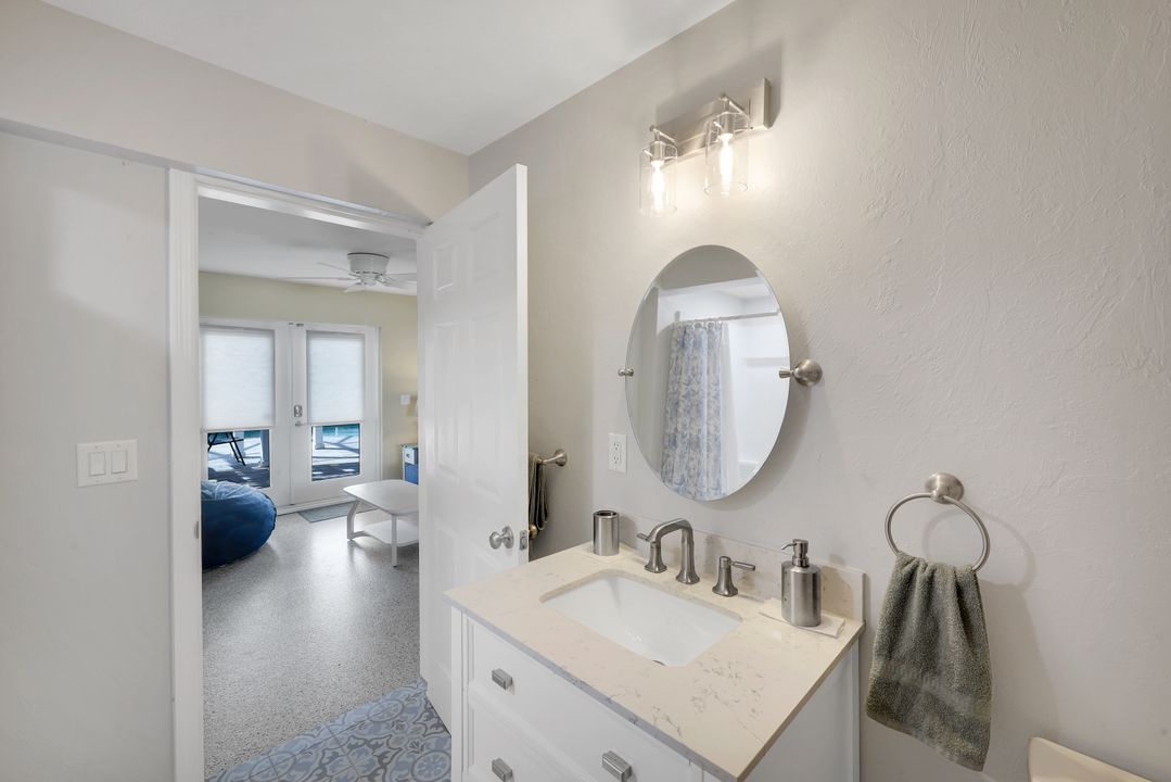 4741 Pembrooke Ln, Bonita Springs, FL 34134