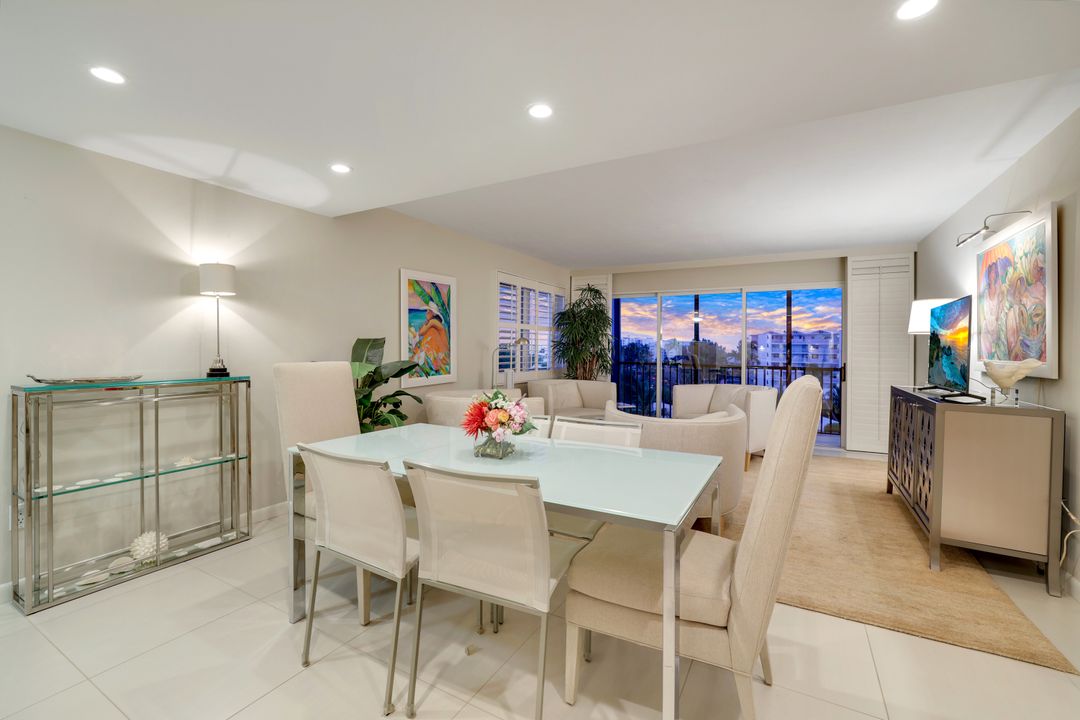 2170 Gulf Shore Blvd N #62W, Naples, FL 34102