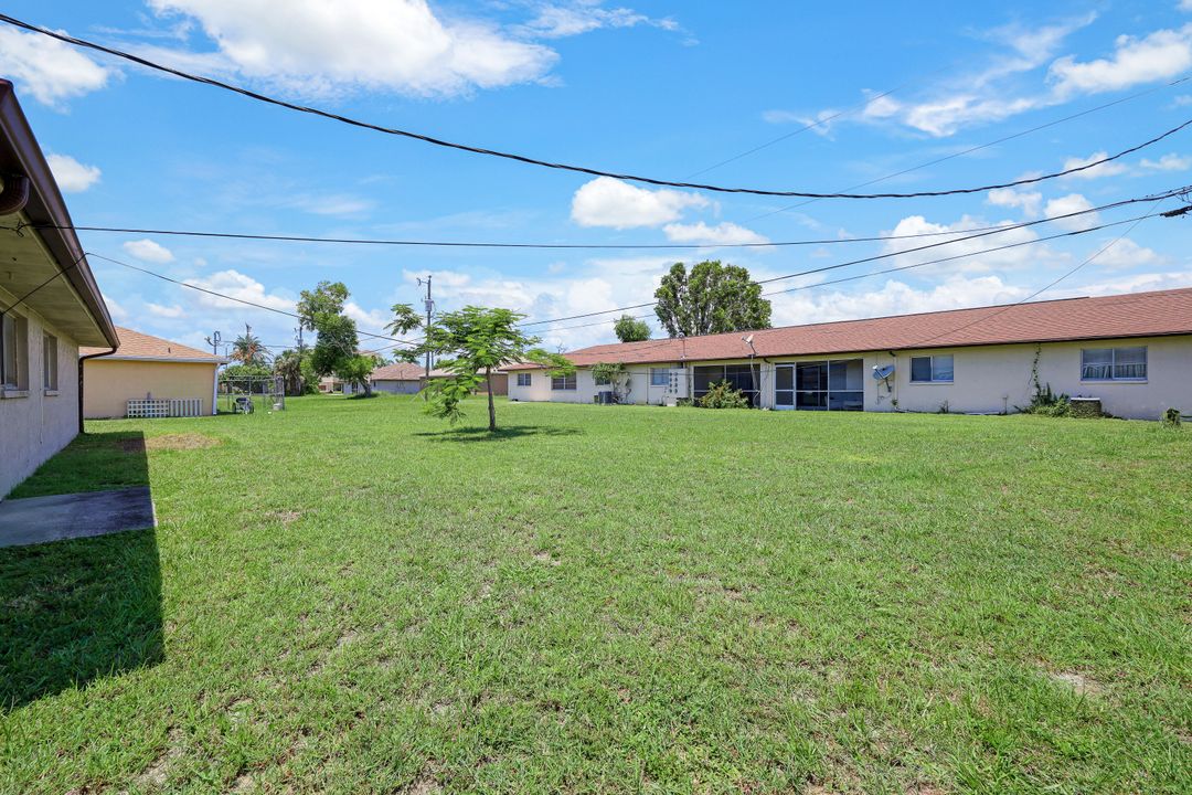 913 SE 13th St  #913/915, Cape Coral, FL 33990