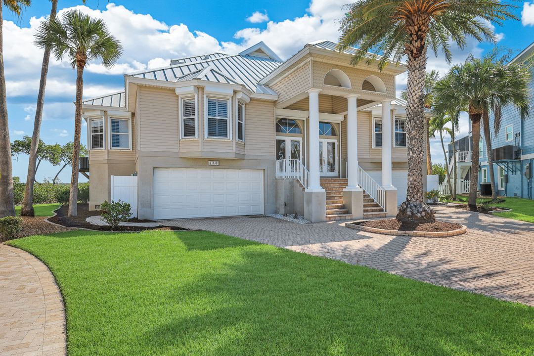 21500-21504 Indian Bayou Dr, Fort Myers Beach, FL 33931