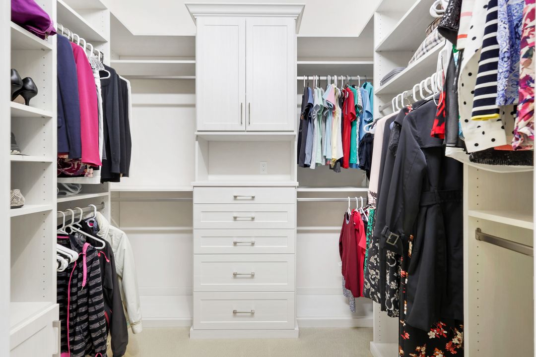 12078 Mimosa St, Naples, FL 34120