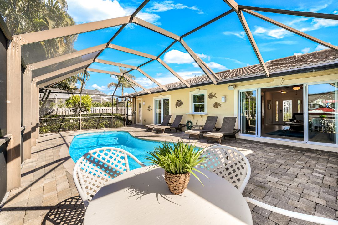 20 Hickory Ct, Marco Island, FL 34145