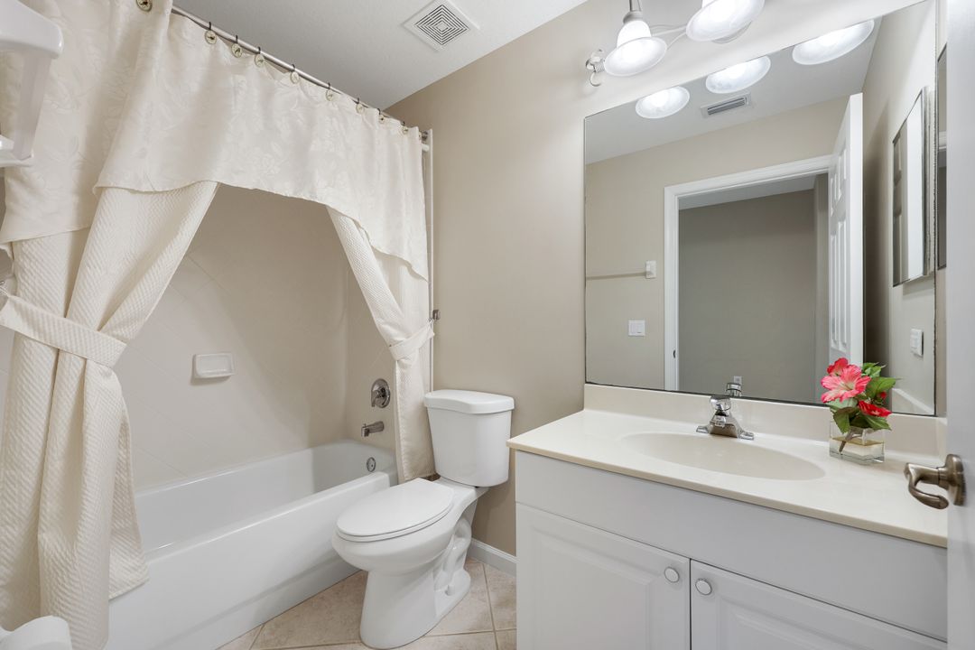 9261 Palmetto Ridge Dr #102, Bonita Springs, FL 34135