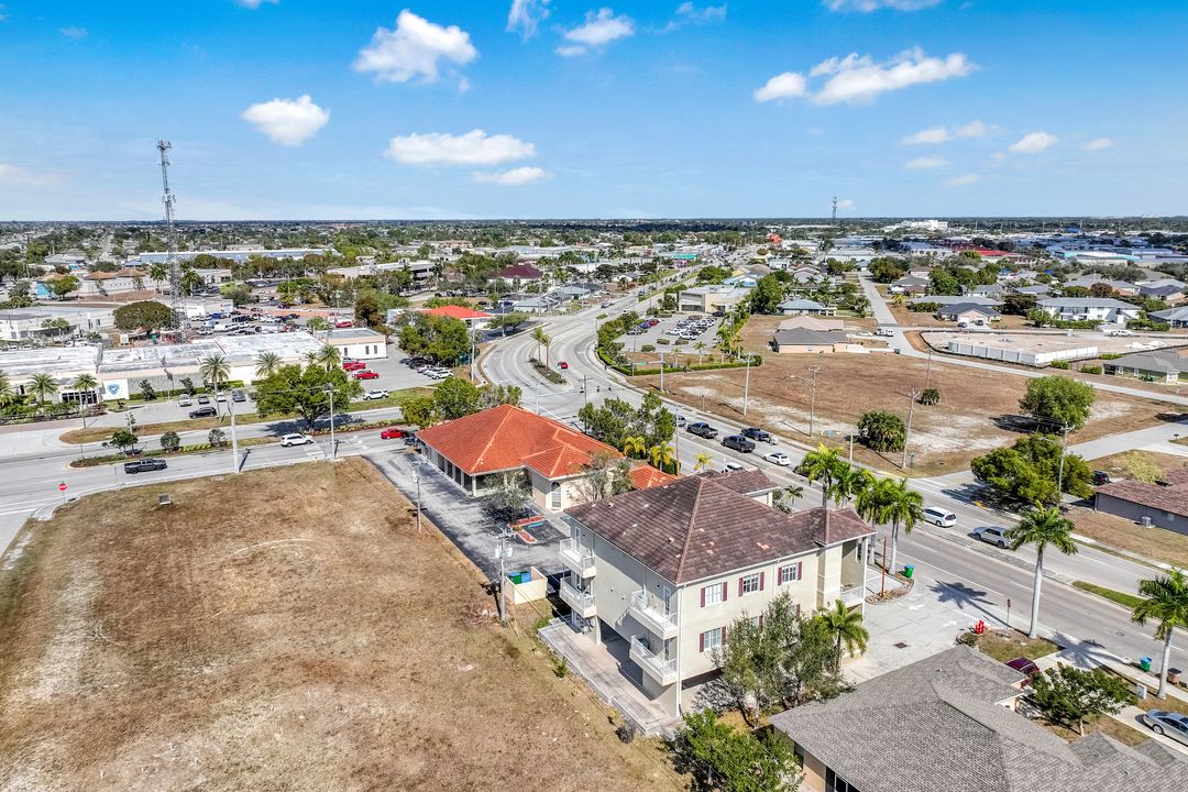 1212 Country Club Blvd #301 & 302, Cape Coral, FL 33990