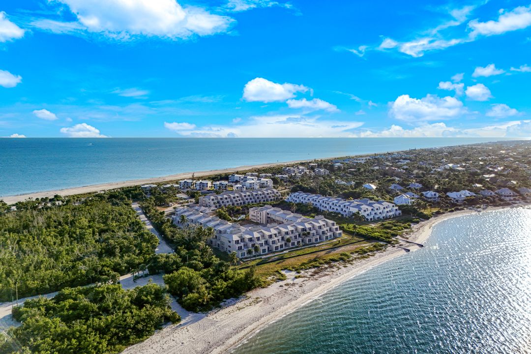 200 Periwinkle Way #214, Sanibel, FL 33957