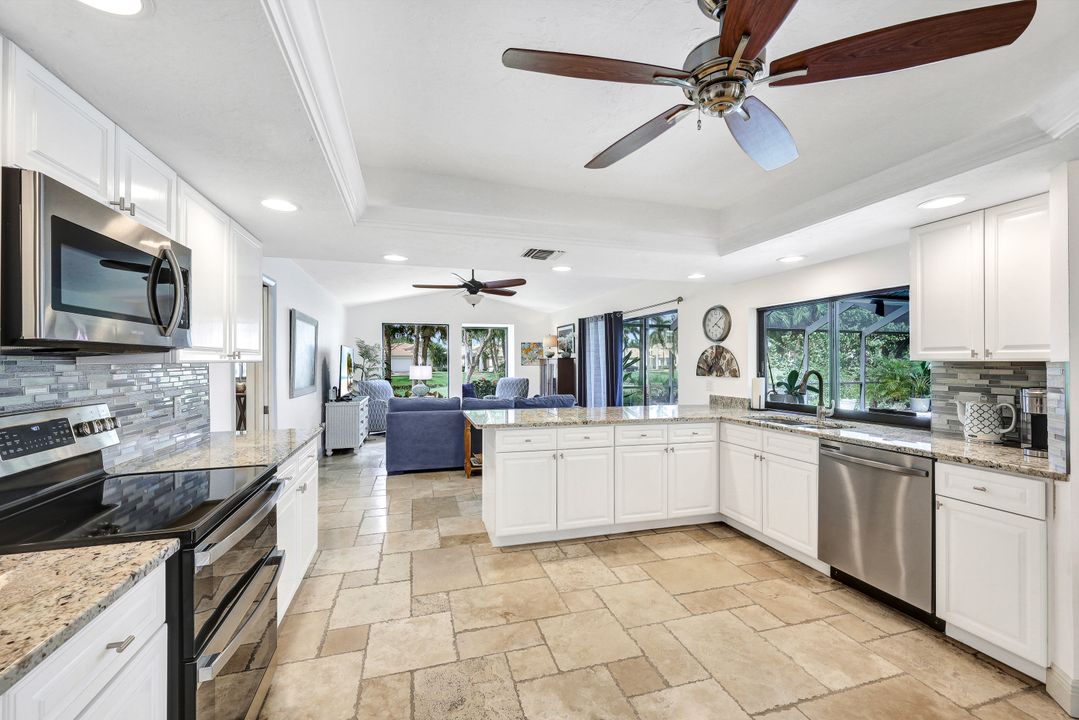 9940 Treasure Cay Ln, Bonita Springs, FL 34135