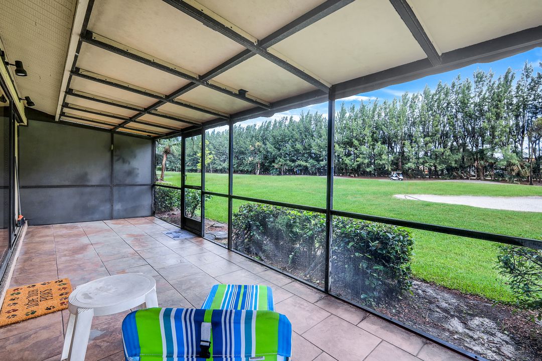 147 Forest Lakes Blvd #147, Naples, FL 34105