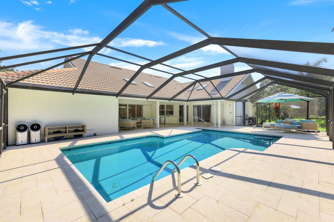 2209 Noble Ct, Naples, FL 34110