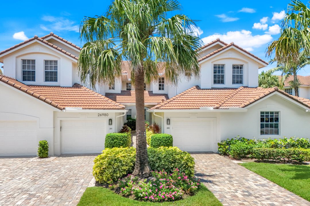 26980 Montego Pointe Ct, Bonita Springs, FL 34134