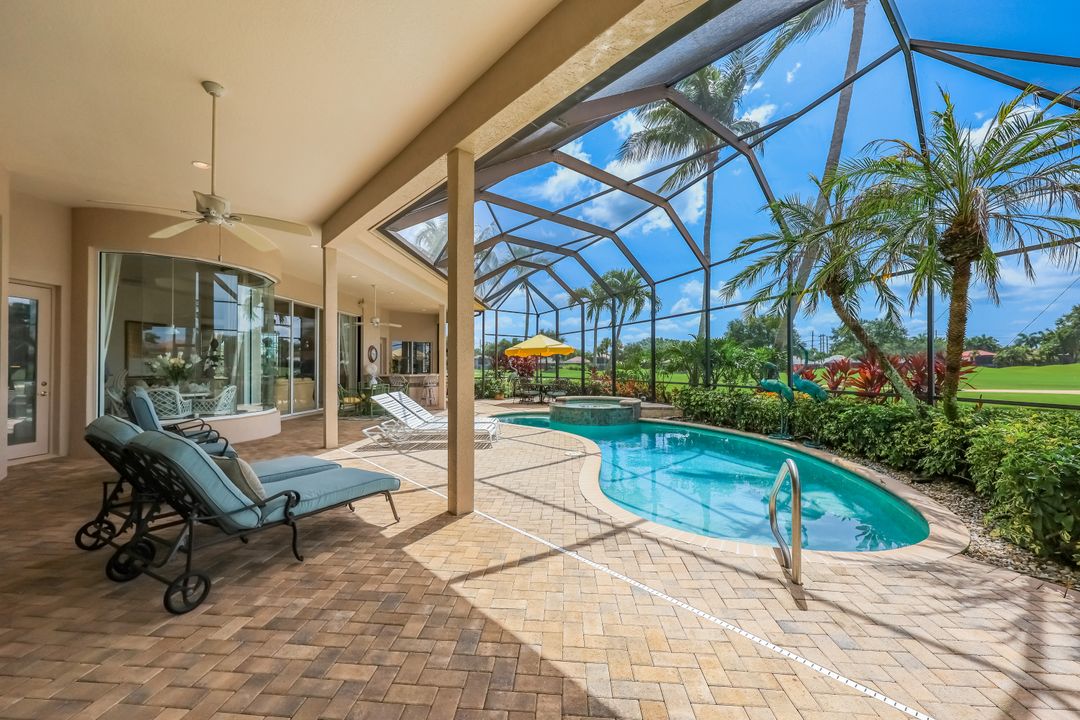 2988 St Barnabas Ct, Naples, FL 34105