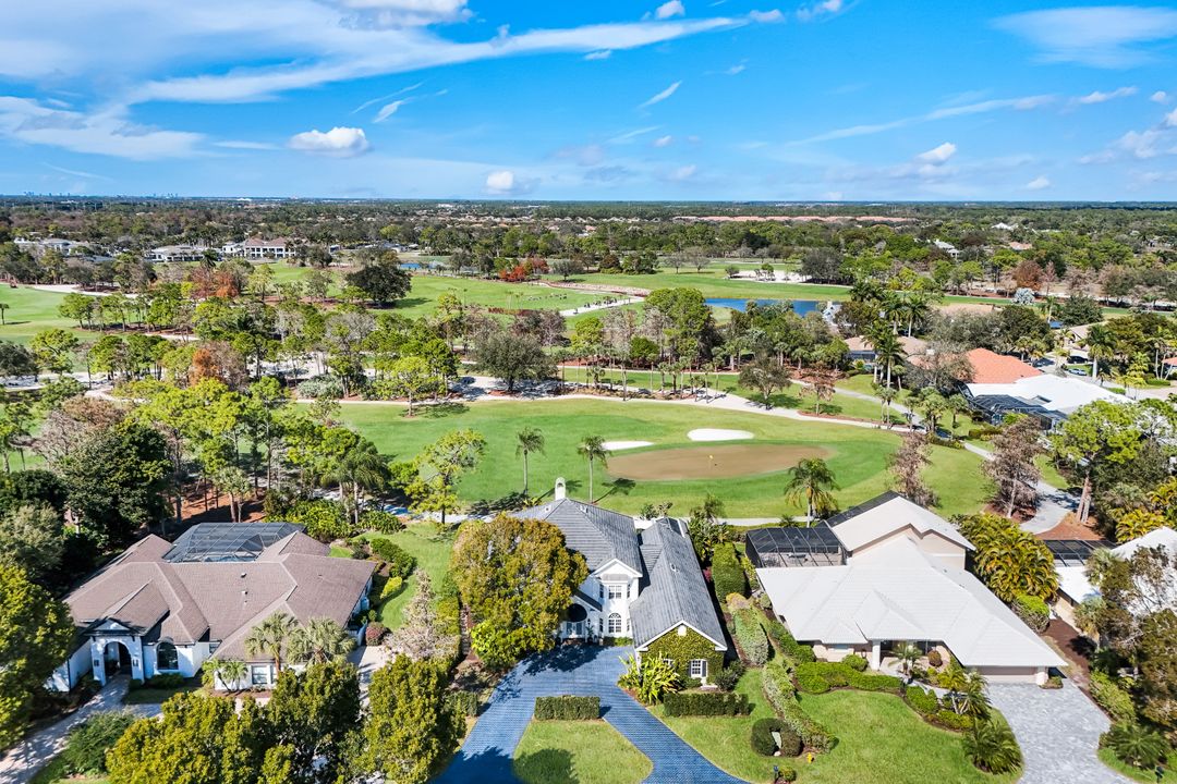 180 Edgemere Way S, Naples, FL 34105